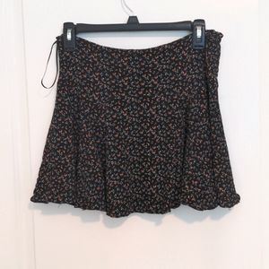 Kimchi Blue Urban Outfitters Flouncy Mini Skirt Size 4